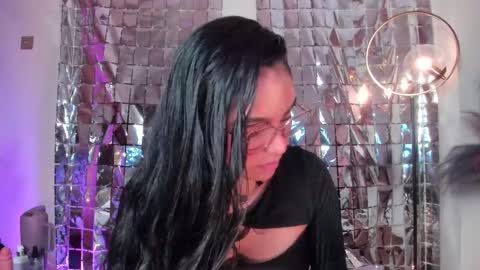 Luna Aspen online show from March 27, 6:29 pm