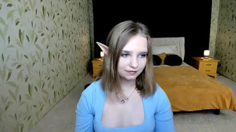 Snapshot of lunacosplaya chatting on October 27, 8:13 pm lunacosplaya online show from October 27, 8:13 pm