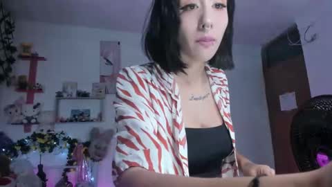 lunacristal_moon online show from December 7, 11:23 pm