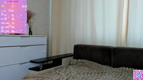 Snapshot of lunail chatting on November 13, 9:52 am lunail online show from November 13, 9:52 am