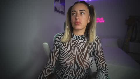 Laura online show from September 30, 8:52 am