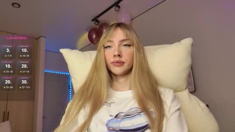 Luna online show from December 5, 1:36 am