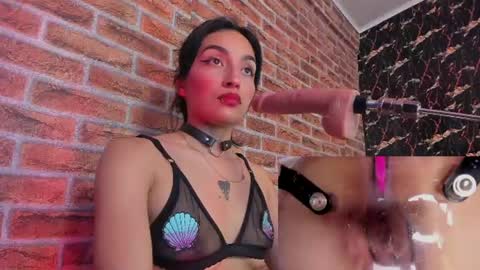 Luna  online show from July 22, 1:36 pm