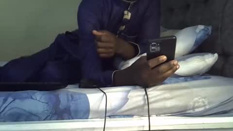 lunalove22_ online show from April 26, 3:37 am