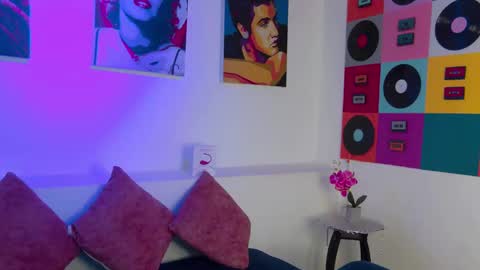 Luna online show from February 13, 7:42 pm