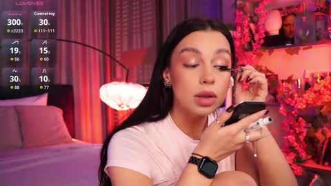 Luna  next streams Mon Fri Sat Sun 8pm-5am gmt0 online show from October 19, 8:31 pm