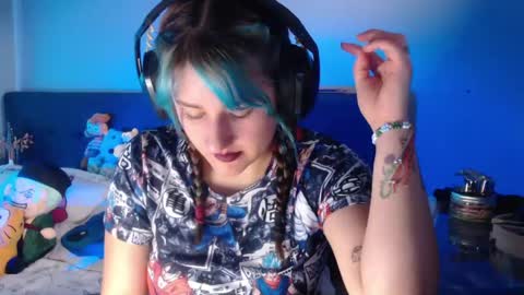 Snapshot of lunapalmer01 chatting on April 14, 4:24 pm Julieth online show from April 14, 4:24 pm