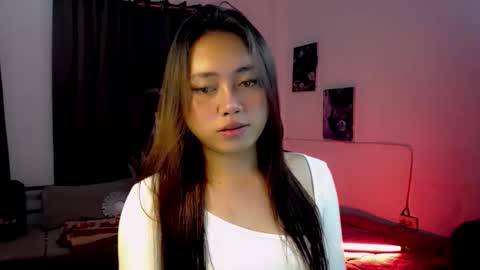 Luna online show from April 20, 4:43 pm
