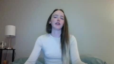 Snapshot of lunapixie2020 chatting on September 22, 12:34 am lunapixie2020 online show from September 22, 12:34 am