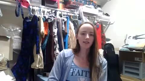 Snapshot of lunapixie2020 chatting on November 28, 11:18 pm lunapixie2020 online show from November 28, 11:18 pm