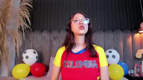 lunar_lustx online show from June 27, 7:08 pm