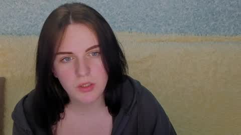 Snapshot of lunariaas chatting on April 3, 7:45 pm Valeria online show from April 3, 7:45 pm