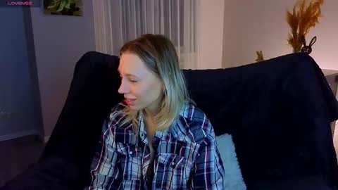 Kelly online show from November 28, 2:42 pm