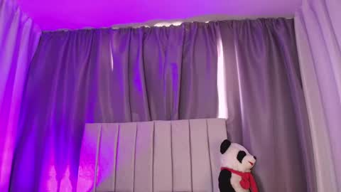 Snapshot of lunariddle_ chatting on January 22, 6:41 pm Luna online show from January 22, 6:41 pm