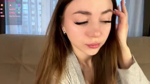 Snapshot of lunarspark chatting on December 2, 4:07 am Michelle online show from December 2, 4:07 am