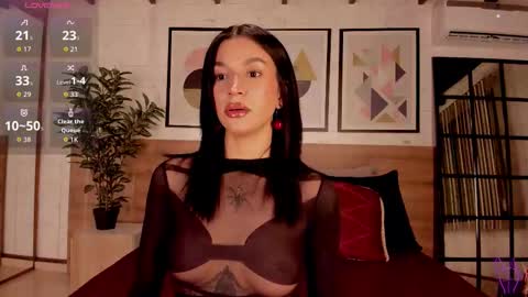 Snapshot of lunaruso chatting on October 31, 8:21 pm Luna Ruso online show from October 31, 8:21 pm