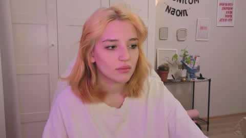 Kate online show from February 4, 8:42 am