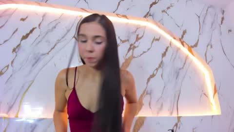 Snapshot of lunataylor_ chatting on December 16, 1:27 pm lunataylor_ online show from December 16, 1:27 pm