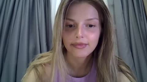 Luna  online show from September 20, 6:20 pm