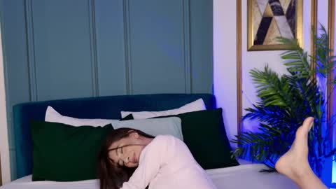 Luna online show from December 17, 4:51 am