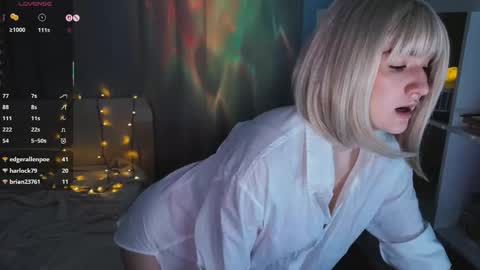 LunaXLoverx online show from November 19, 11:43 am