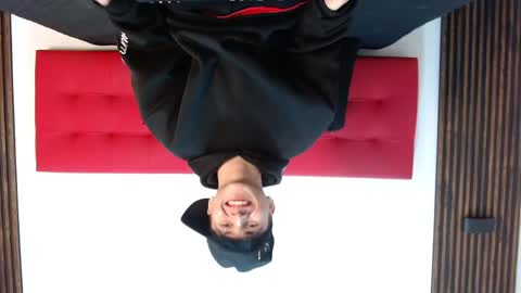 lunaydream online show from April 15, 11:17 am