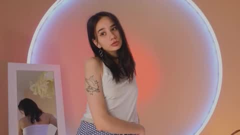 Kitty online show from October 4, 1:42 pm