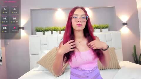 L U N N A online show from October 12, 4:11 am