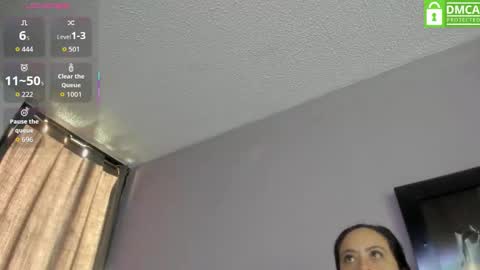 Snapshot of lunnanova chatting on September 21, 7:04 pm LunnaNova online show from September 21, 7:04 pm