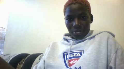 luo_queen online show from July 1, 2:40 pm