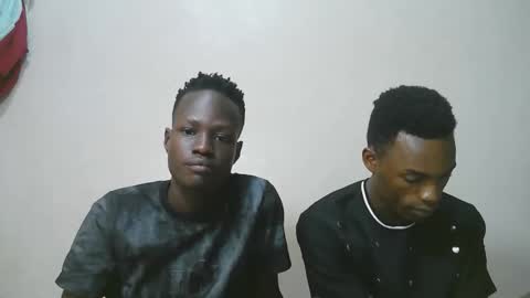 Snapshot of luoislove chatting on February 3, 7:52 pm luoislove online show from February 3, 7:52 pm