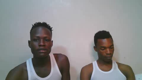 Snapshot of luoislove chatting on February 10, 6:06 am luoislove online show from February 10, 6:06 am