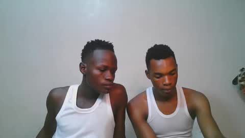 Snapshot of luoislove chatting on February 20, 8:09 pm luoislove online show from February 20, 8:09 pm