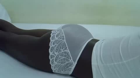 sweet girl online show from January 11, 1:06 am