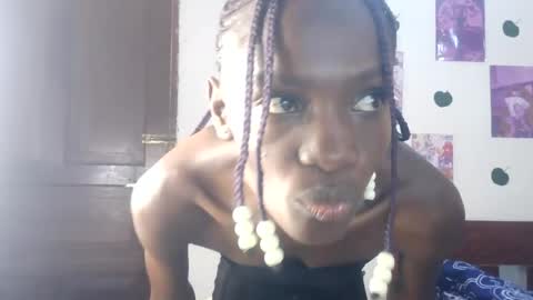 Snapshot of lupitalion chatting on July 12, 6:37 am Lion online show from July 12, 6:37 am
