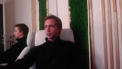 Snapshot of lureren chatting on April 3, 7:56 pm Ren online show from April 3, 7:56 pm