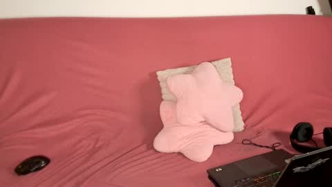 Snapshot of luros_modasy chatting on January 10, 6:28 pm Luros Modasy online show from January 10, 6:28 pm