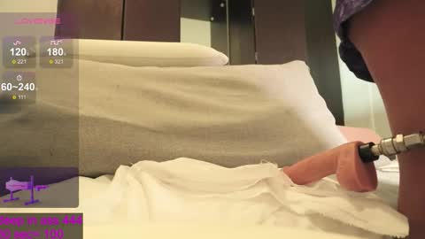 lusciouslipsxx online show from December 1, 7:02 am