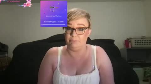 Luscious Kitten online show from October 7, 1:58 am