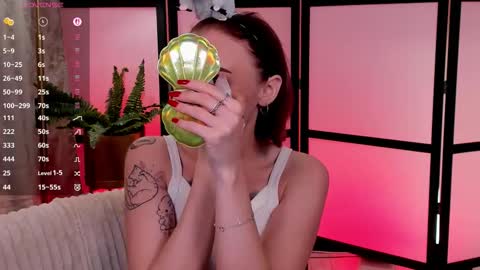 Snapshot of lushcherry chatting on February 19, 6:09 am your sweet Liana online show from February 19, 6:09 am