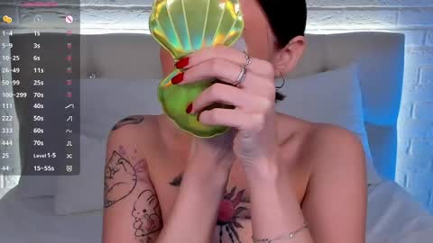 Snapshot of lushcherry chatting on February 26, 4:11 am your sweet Liana online show from February 26, 4:11 am