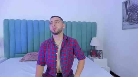 Lushian And Luna online show from March 25, 3:07 pm