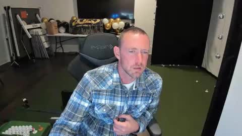 Snapshot of lustfull4you chatting on January 6, 7:24 pm lustfull4you online show from January 6, 7:24 pm