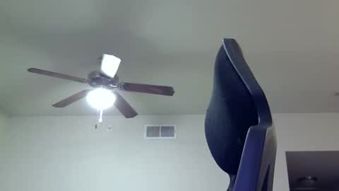 LustfulLives online show from April 9, 8:20 am