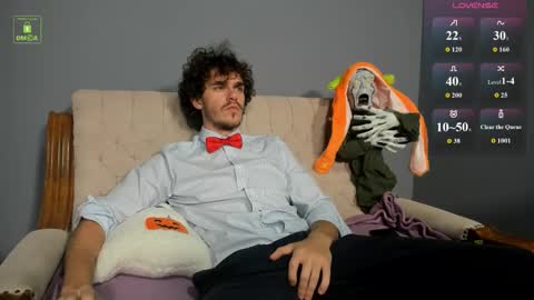 lustfullooking online show from October 17, 11:24 am