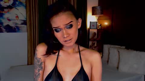 Snapshot of lustfulltrans chatting on February 13, 2:45 am AdriannaFowks online show from February 13, 2:45 am