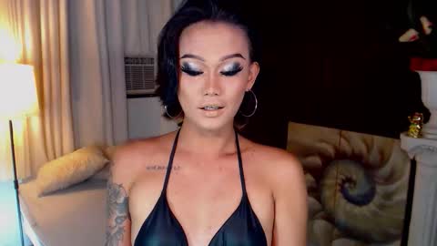 AdriannaFowks online show from March 19, 1:42 am
