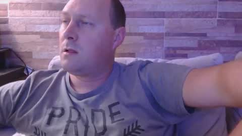 Snapshot of lustonfan chatting on April 11, 8:46 pm lustonfan online show from April 11, 8:46 pm