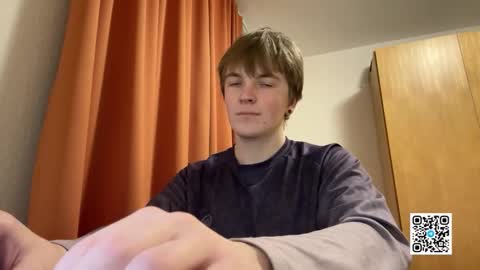 Nik online show from December 14, 4:34 pm