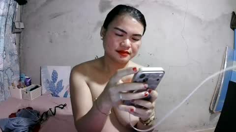 Flora Mae online show from July 19, 2:48 am